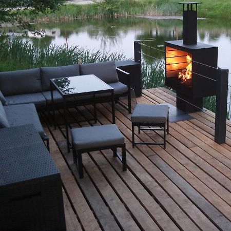 Tinyhousebeidresden 1 - Direkt Am Naturteich - Naehe Saechsische Schweiz, Dresden Großharthau Εξωτερικό φωτογραφία